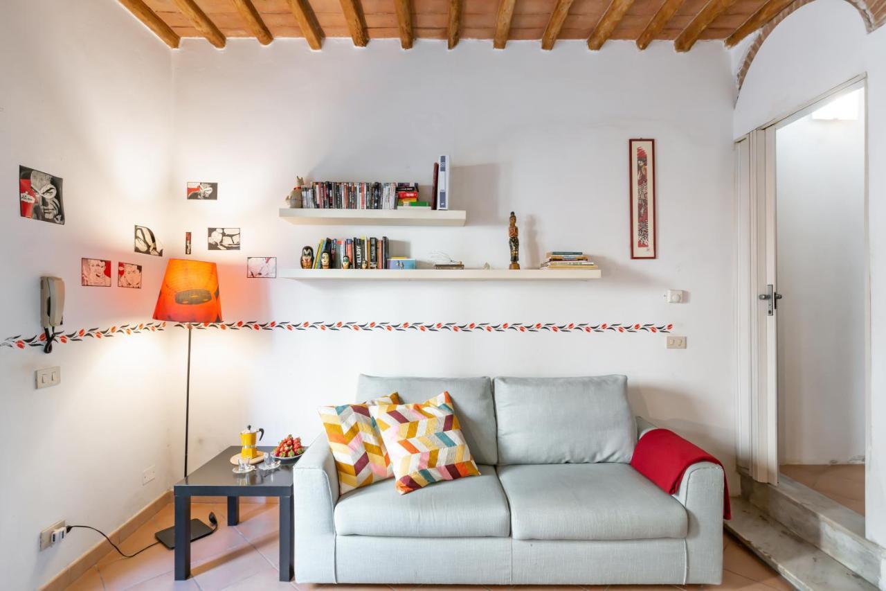 Cisanello Rock Apartment With Patio And Barbecue 比萨 外观 照片